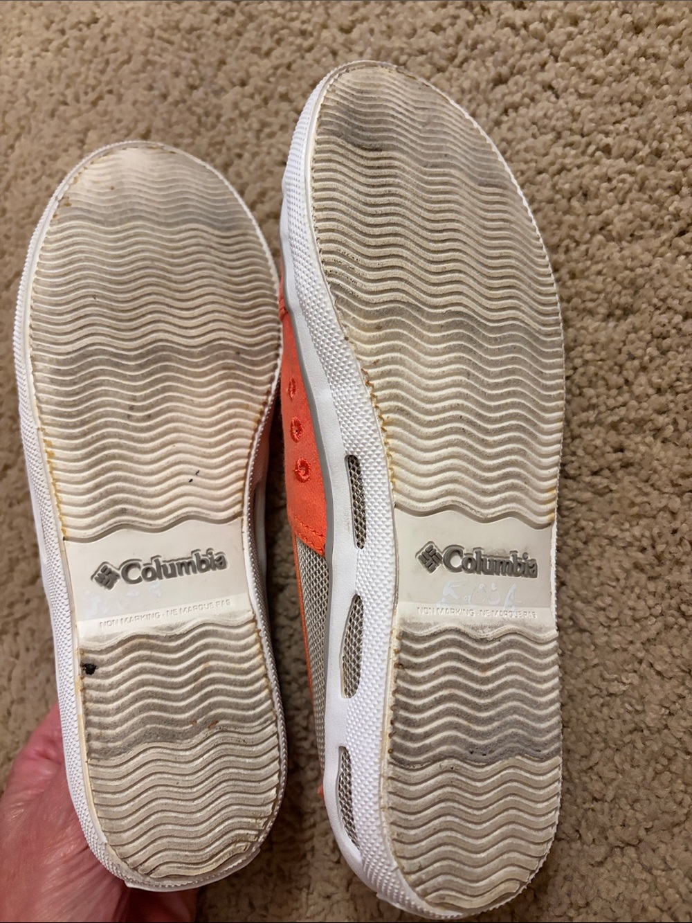 Columbia Shoes Vulc N Vent Slip on Sneaker Orange Womens size 6 Excellent - Picture 8 of 8